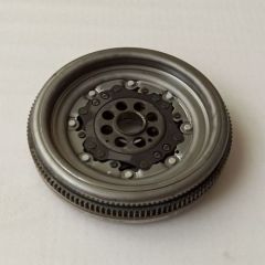 02E-0058-OEM-L Fly Wheel 06J105266AE LUK:4150736090