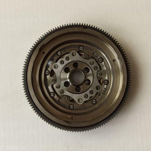 AATP-0284-OEM-L Fly Wheel 03L 105 266 AM LUK 4150615090 For VW