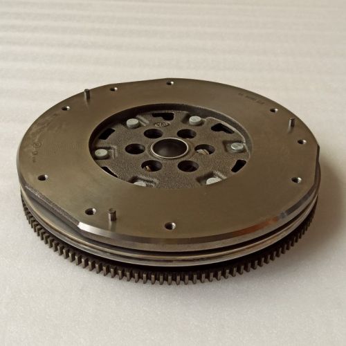 AATP-0283-OEM-L Fly Wheel LUK 4150409100 For N ISSAN 12310ET000
