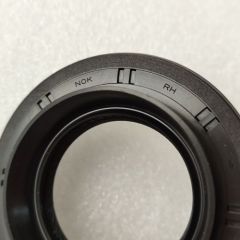 K111-0004-OEM K111 Axle Seal NOK BH 6513F 35*64*9/15.5