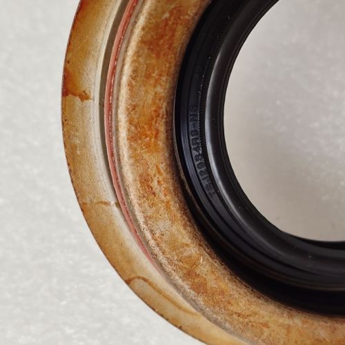 6F35-0035-AM 6F35 Axle Seal Right 2WD 204403 42*72*13/16.5