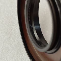 K111-0004-OEM K111 Axle Seal NOK BH 6513F 35*64*9/15.5