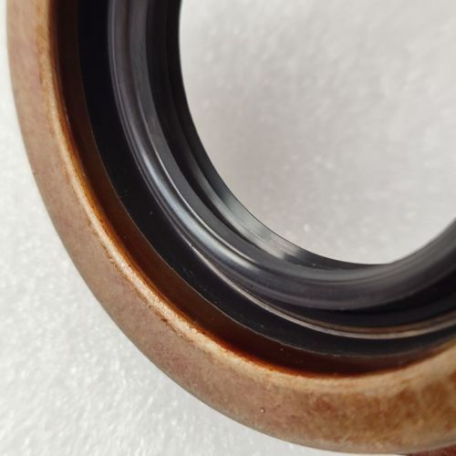 6F35-0035-AM 6F35 Axle Seal Right 2WD 204403 42*72*13/16.5