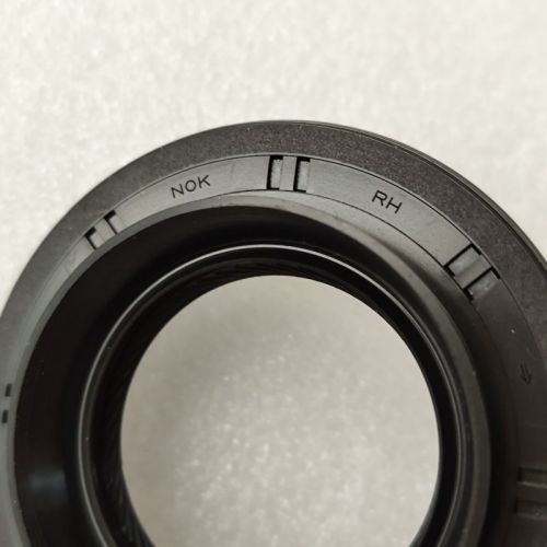 K111-0005-OEM K111 Axle Seal Right NOK BH 6413E 40*64*9 U240 U241 U251 U250E