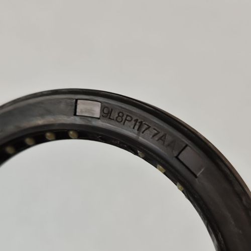 6F35-0072-OEM 6F35 axle seal right 4WD 9L8P-1177AB 9L8Z-1177-AA