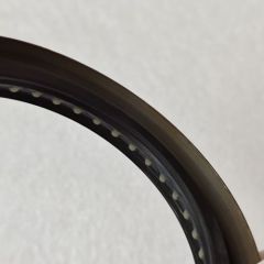 6F35-0072-OEM 6F35 axle seal right 4WD 9L8P-1177AB 9L8Z-1177-AA