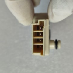 8F35-0019-OEM Pressure Sensor White 8F35 Transmission JM5P-9D290-AE 2266865