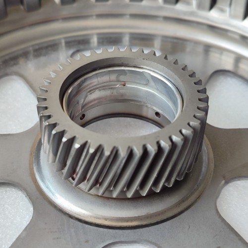 8F35-0040-U1 Output Sun Shell 8F35 Transmission Front Sun Gear JM5P 7A019 AA