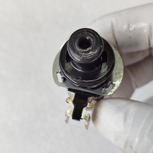 TR580-0008-AM AWD Solenoid Black Plug TR580 Transmission 31706AA030 31706AA031 31706AA032 31706AA033 3.4Ω KKR69 20000