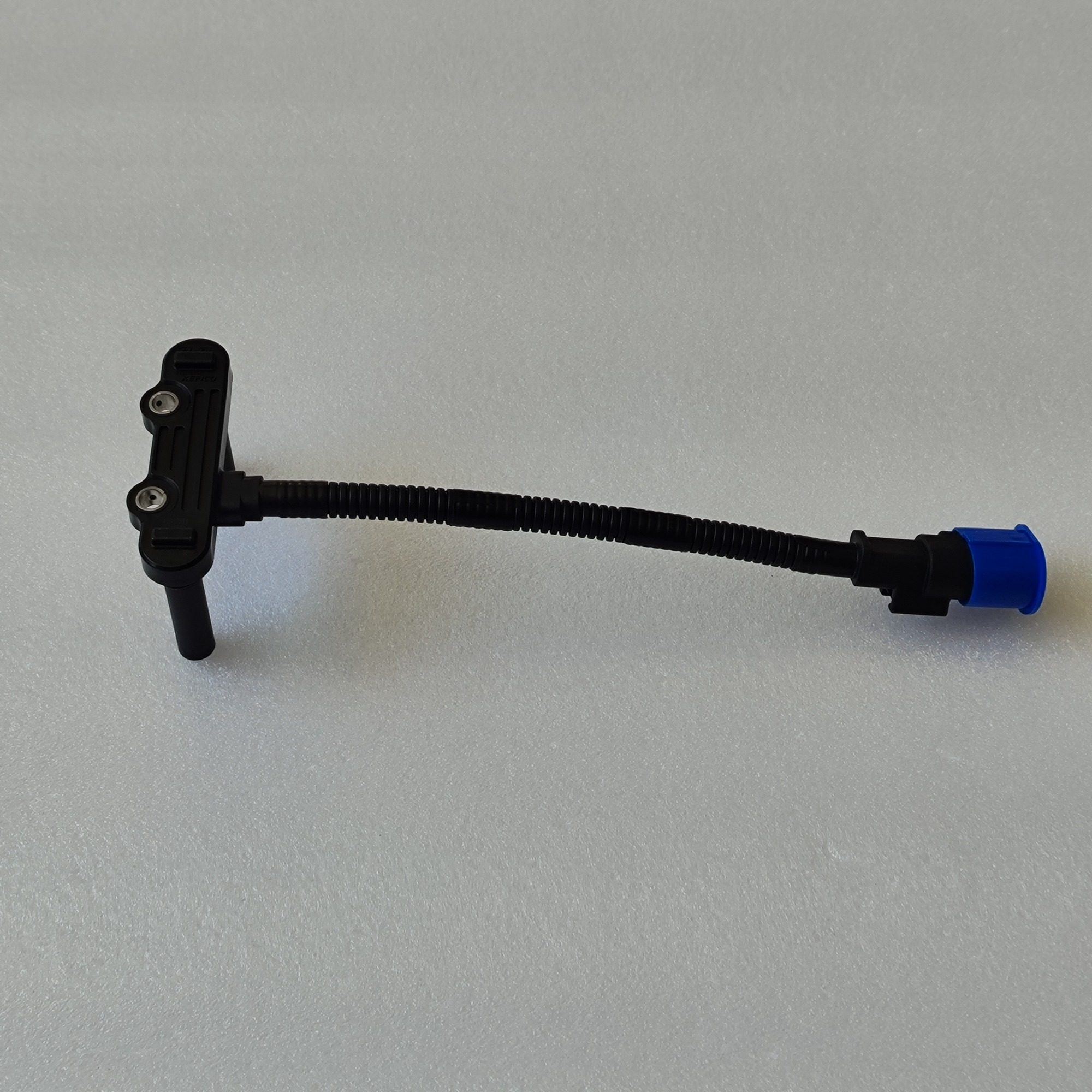 D7UF1-42600-2D010-OEM Sensor 42600-2D010 D7UF1 Transmission