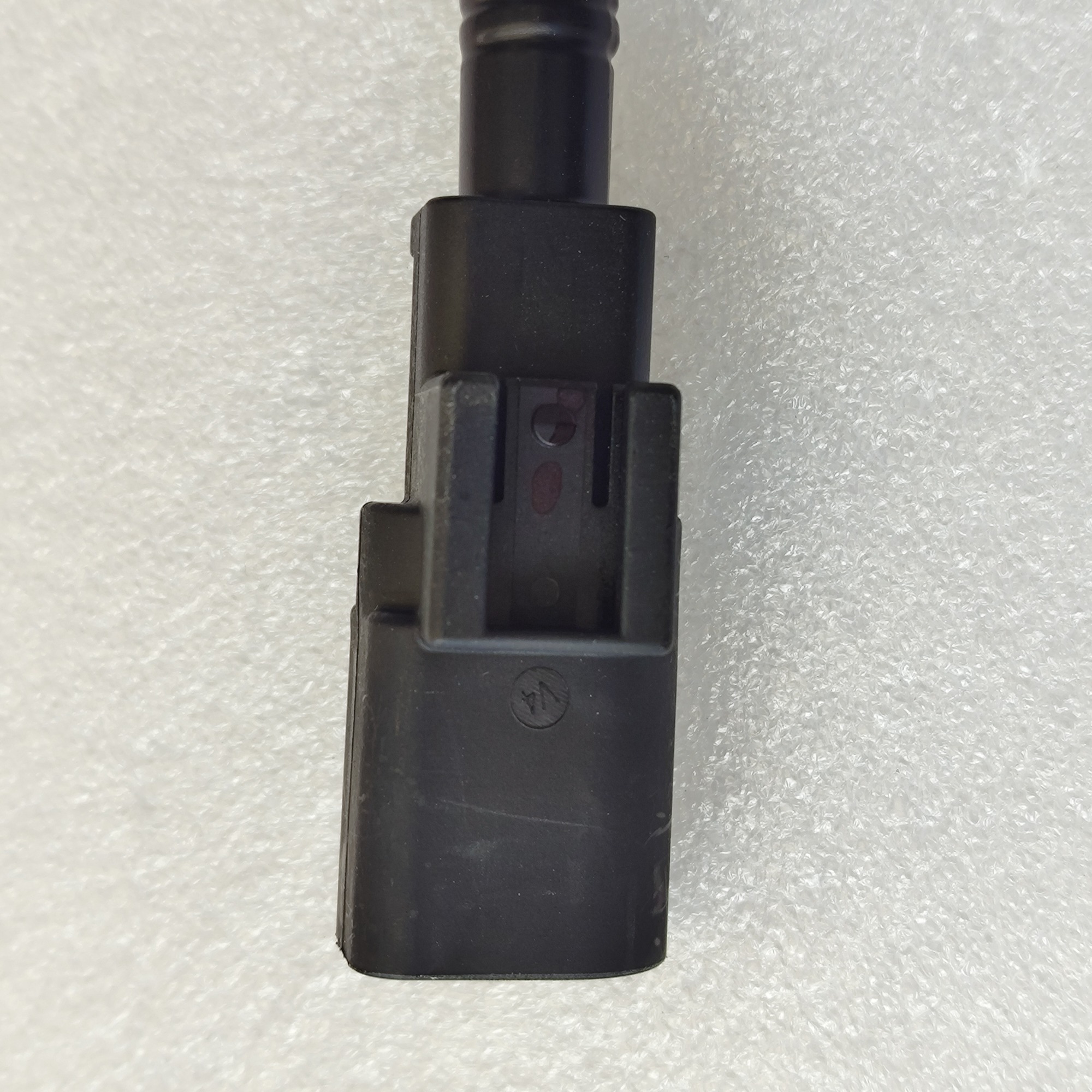 D7UF1-42600-2D010-OEM Sensor 42600-2D010 D7UF1 Transmission