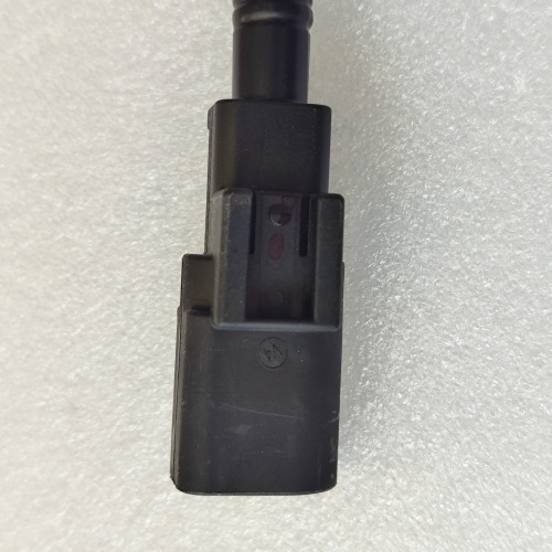 D7UF1-42600-2D010-OEM Sensor 42600-2D010 D7UF1 Transmission