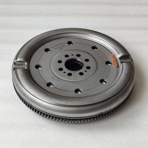 02E-0064-AM Fly Wheel 8 hole 132T 415073209 06J 105 266 D 02E Transmission