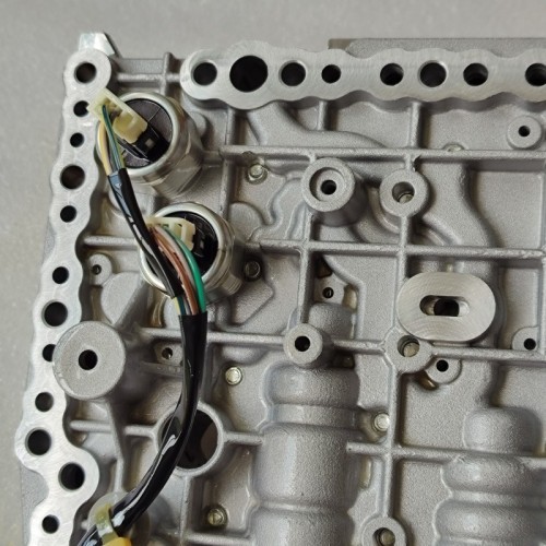 CTF25-0005-OEM1 Valve Body With Wire Looms Without Sensor 23830268 Fit CTF25A CTF25B CTF25C CTF25D