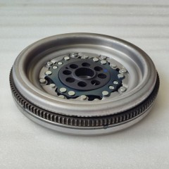 02E-0064-AM Fly Wheel 8 hole 132T 415073209 06J 105 266 D 02E Transmission
