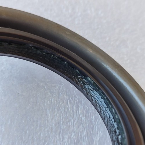 8F35-SEAL02-AM 8F35-0032-AM Pump Front Seal JM5P-7A245-BC 8mm Thick 8F35 Transmission