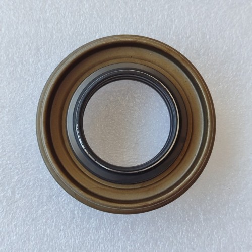 8F35-SEAL04-AM1 8F35-0016-AM1 Axle Seal 4WD Mid Case HU1177C14 38*71.58/78*14/21.5 JM5P-1177-AC 8F35 Transmission