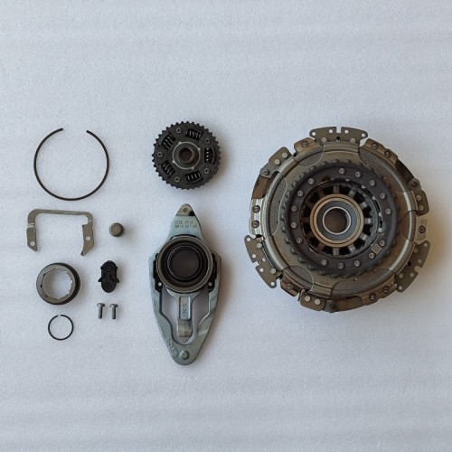 0AM-CLUT09-OEM Clutch Kit Simple With Fork L0AM 198 142 L VW Packing Early Generation 0AM Transmission
