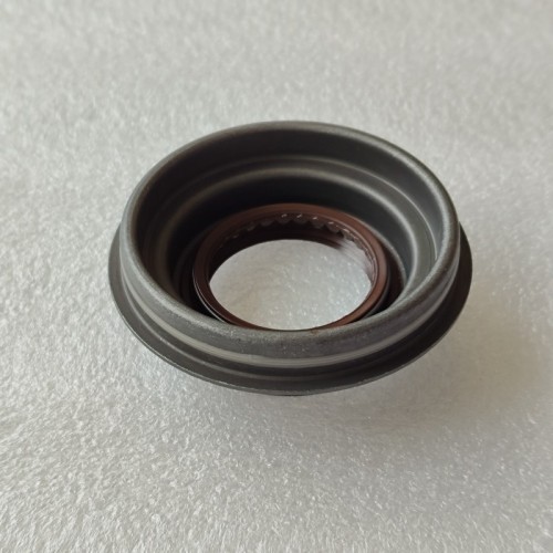 6T40-0063-OEM Axle Seal Right 24230682 24273970 33.1X66.2X9.2X23.9 6T30 6T31 6T41 6T40 Transmission