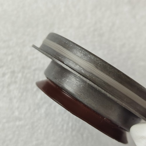 6T40-0063-OEM Axle Seal Right 24230682 24273970 33.1X66.2X9.2X23.9 6T30 6T31 6T41 6T40 Transmission