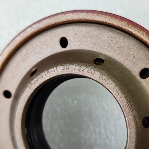 TF80SC-197402-AM Axle Seal 35*73/80*8.4/14.5 TF80SC Transmission