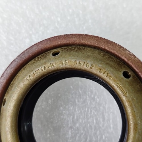 TF80SC-197401-AM Axle Seal Metal Frame 35*55/62*9/14 93183567 TF80SC Transmission