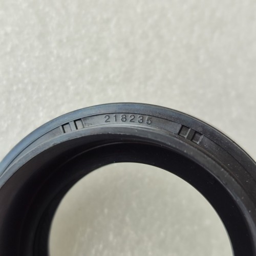 8G30-SEAL05-AM Axle Seal 43x66x10.5/23.6 XH2192E 218235 for 8G30 Transmission