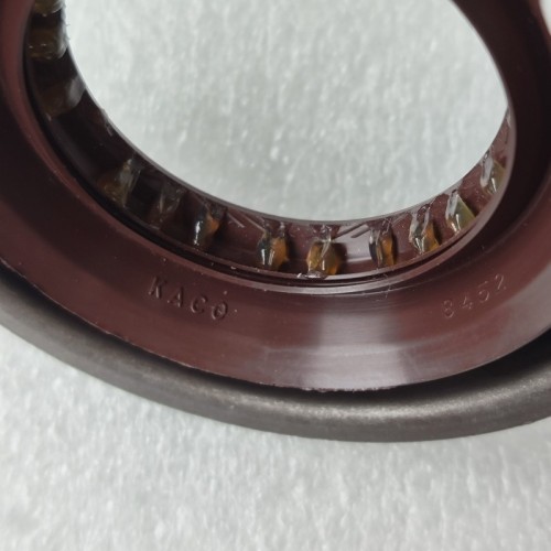 6T40-0047-OEM Axle Seal Left 24273971 33.3x61.25x9.5x11.5 for 6T30/6T31/6T40/6T41 Transmission