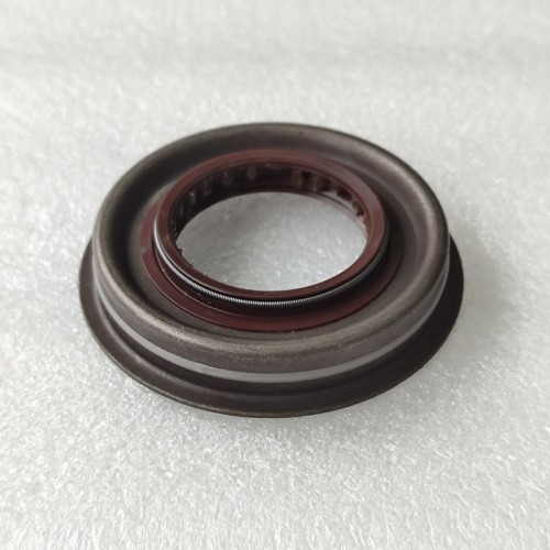 6T40-0047-OEM Axle Seal Left 24273971 33.3x61.25x9.5x11.5 for 6T30/6T31/6T40/6T41 Transmission