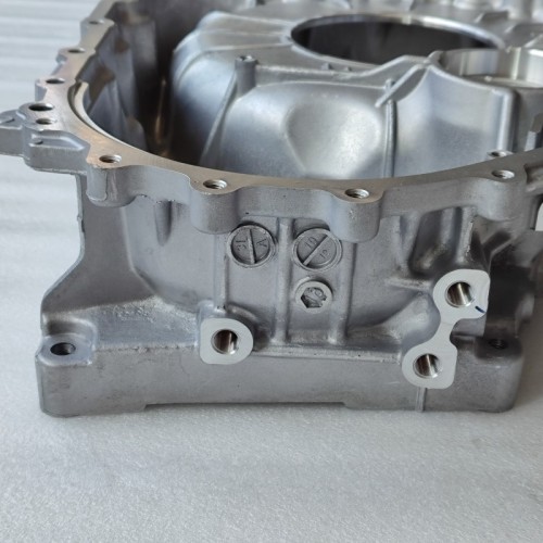 A6LF2-CASE01-OEM Front Case Bell Housing 4WD 45231-3B260 for Hyundai Santana 2.2L Diesel A6LF3-1 Automatic Transmission Housing Parts