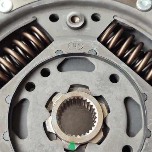 D6KF1-CLUT02-OEM Clutch 41075-2B001 for Accent Kia D6KF1 6-Speed DCT Transmission Clutch Kit