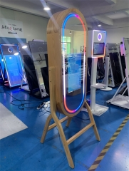 Wooden Oval Photo Booth