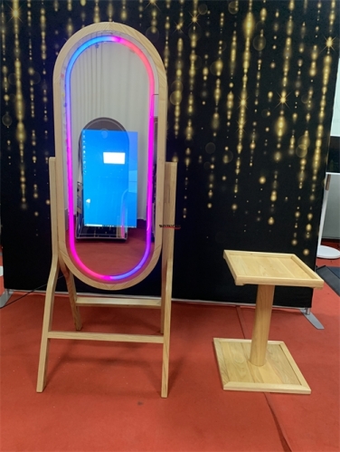 Wooden Oval Photo Booth