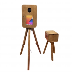 Vintage-Style 18.5” Wooden Tripod Photo Booth – Elegant, Portable, Event-Ready