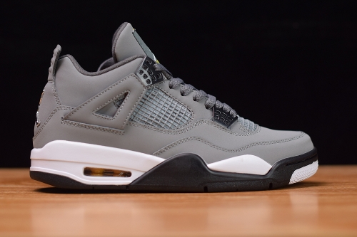 Air Jordan 4“Cool Grey”