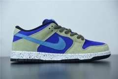 SB Dunk Low “Celadon”