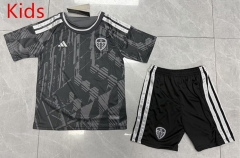 26-27 Leeds United Black&Grey Kids/Youth Soccer Uniform-1506