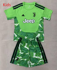26-27 Juventus Goalkeeper Green Soccer kids Uniform-AY