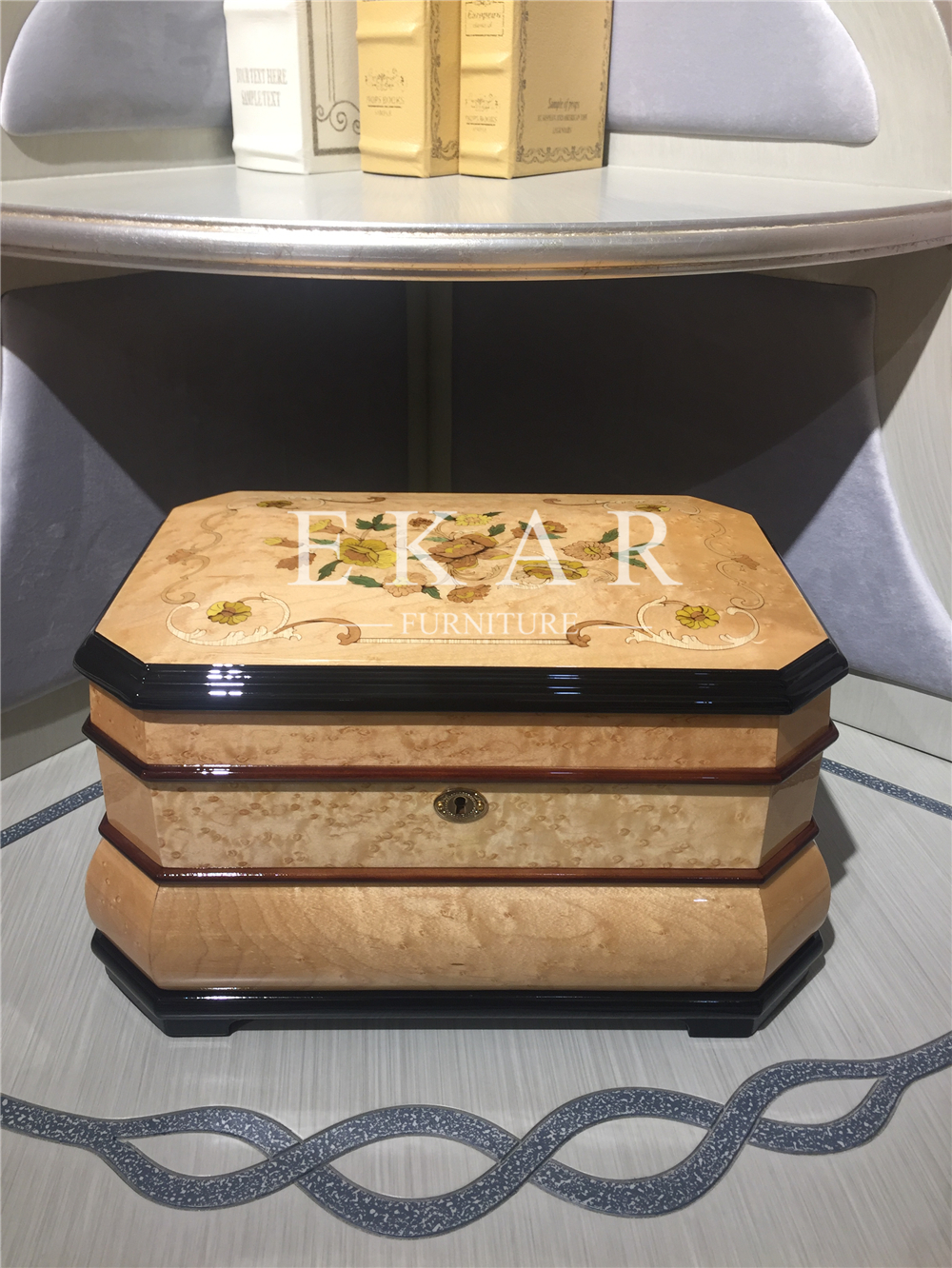 Vintage High Class Small Wooden Jewelry Box with Lock