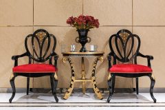 Classic Design Royal Furniture Black Wooden Side End Table