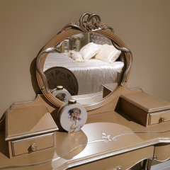 White Wooden Mirrored Vanity Table/Makeup Table/Bedroom Table