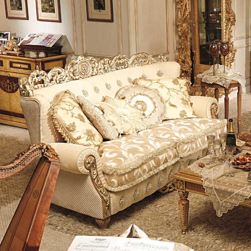 Exquisite Baroque style sofa and coffee table combination