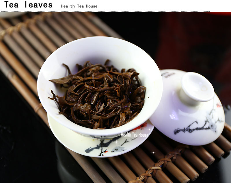 black tea leaves 