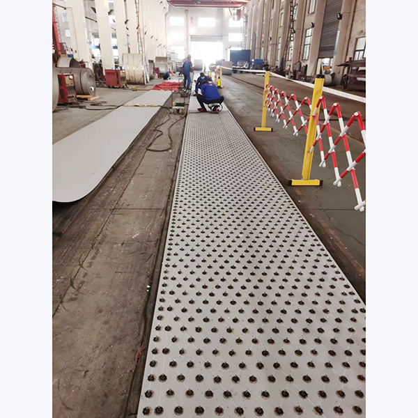 Space Column Welding for Spiral Plate Heat Exchanger