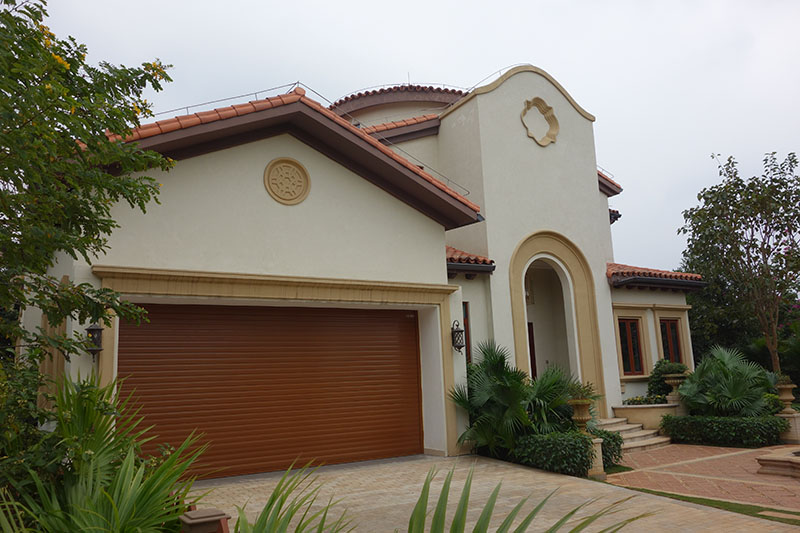 wind resistant & wind lock secure aluminum garage door