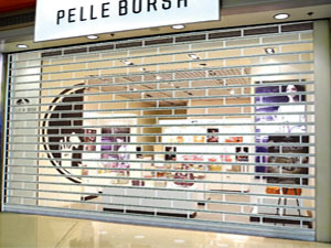Transparent Polycarbonate Rolling Shutter Door for PELLE BORSA Retail Store
