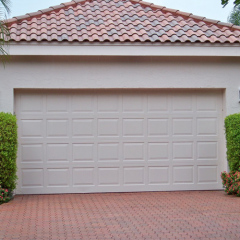 Insulated sectional garage doors ( Cassette))