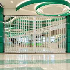 Aluminum side folding grilles &amp; closures