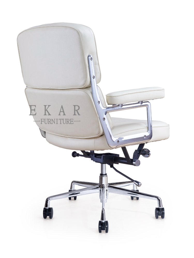 Middle Size Real Leather Office Wheel Chair