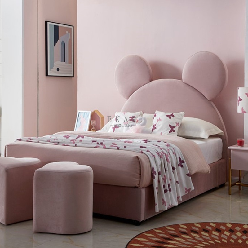 comfortable bedroom furniture